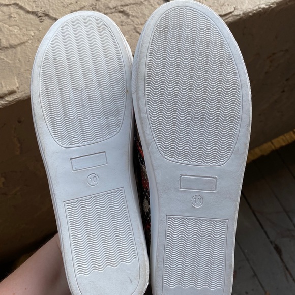 NWOT Snakeskin sneaker shoes size 9 - Picture 4 of 4